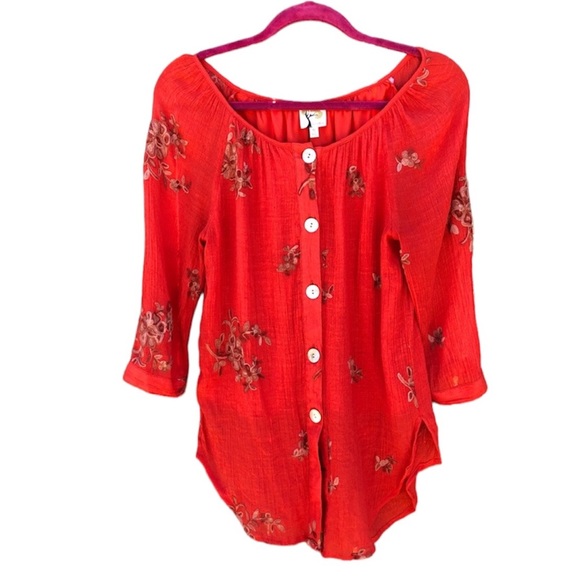 Very Pretty Ladies Boutique Blouse - Picture 2 of 7